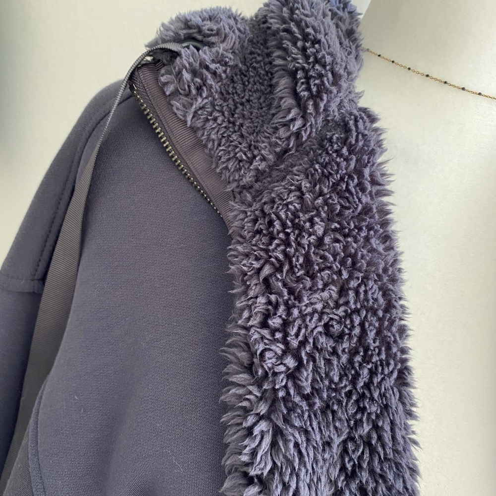 Cozy & soft jacket! - Picture 3 of 3